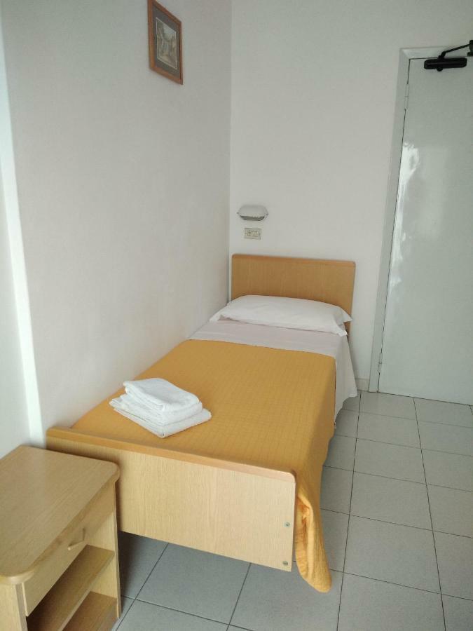 Hotel Niagara Bellaria-Igea Marina Esterno foto